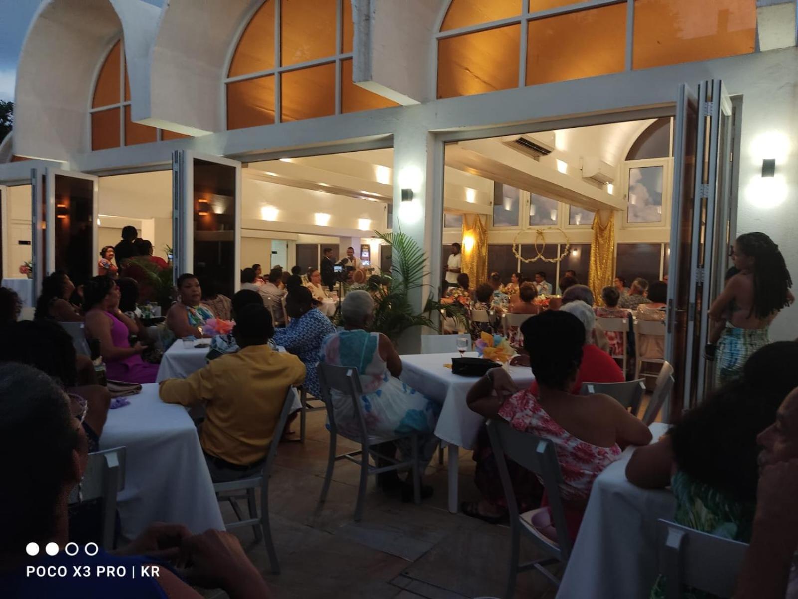Spring Hotel Bequia Port Elizabeth Exterior photo