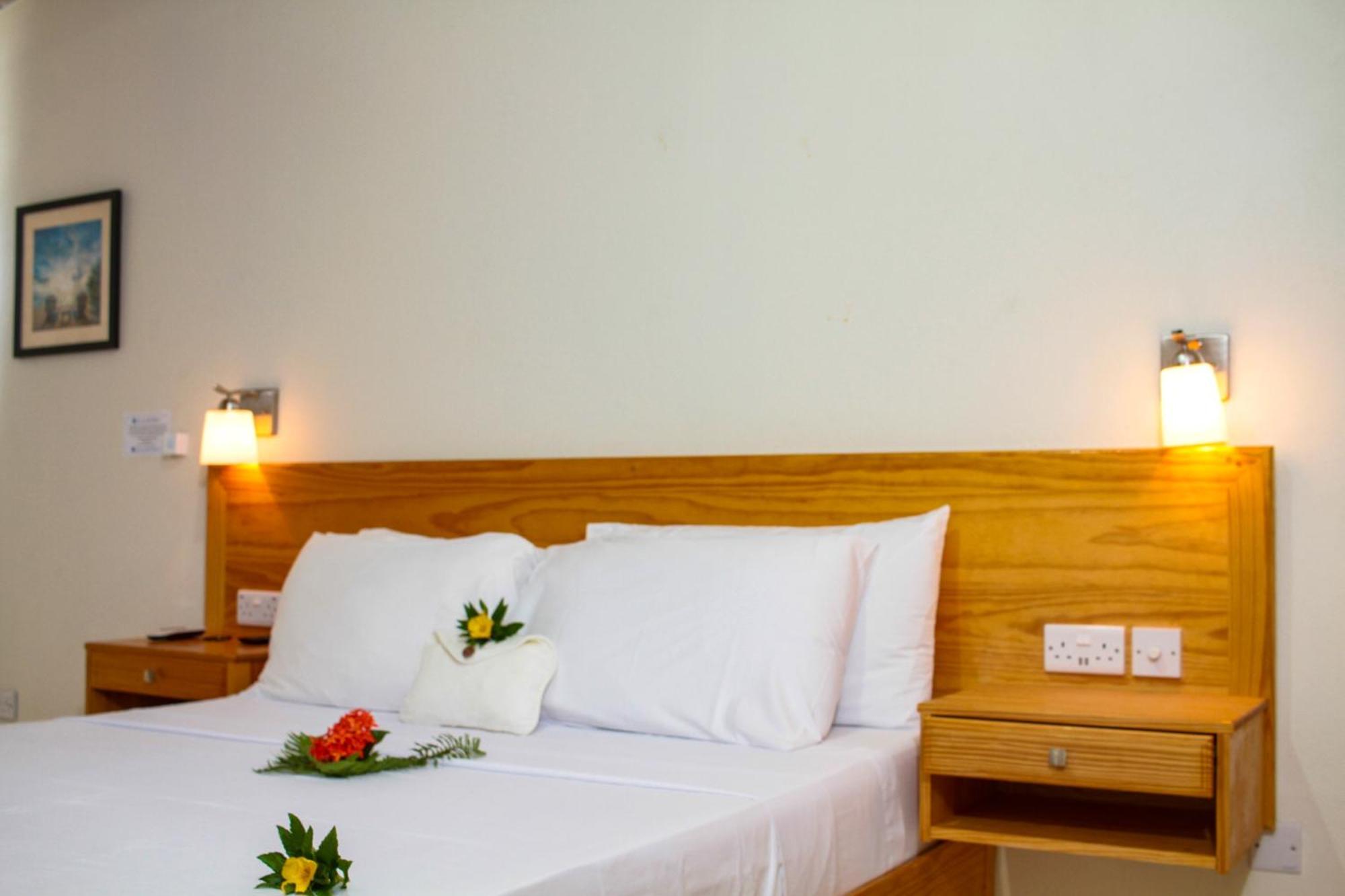 Spring Hotel Bequia Port Elizabeth Exterior photo